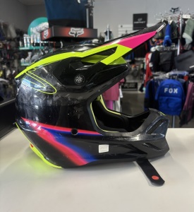 helma FOX V3 RS Energy Black  velikost S (55-56)