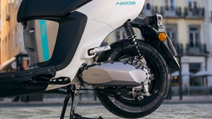 Yamaha NEOS elektrický skútr