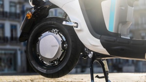 Yamaha NEOS elektrický skútr