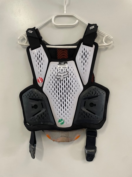 Chránič hrudi Fox Raceframe Impact Sb, Ce D3O