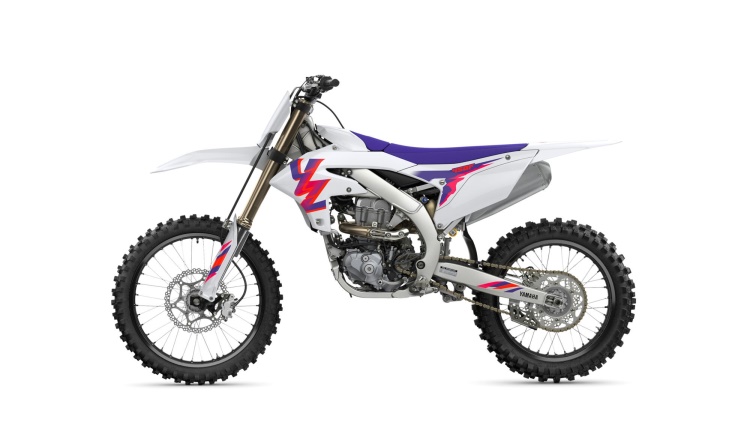 Yamaha YZ450F 2024  v edici k 50. výročí