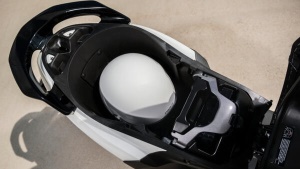 Yamaha NEOS elektrický skútr